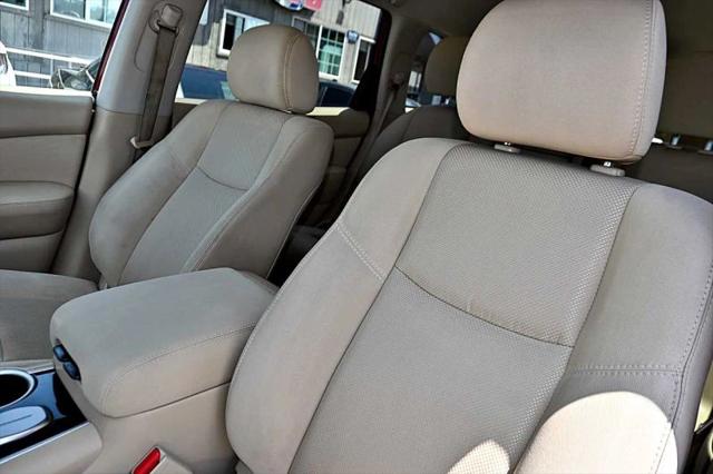 2017 Nissan Pathfinder S