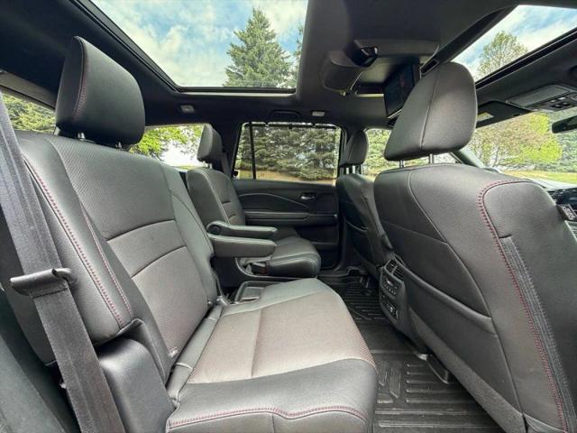 2022 Honda Pilot AWD Black Edition