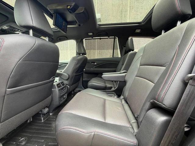 2022 Honda Pilot AWD Black Edition