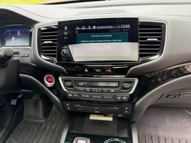 2022 Honda Pilot AWD Black Edition
