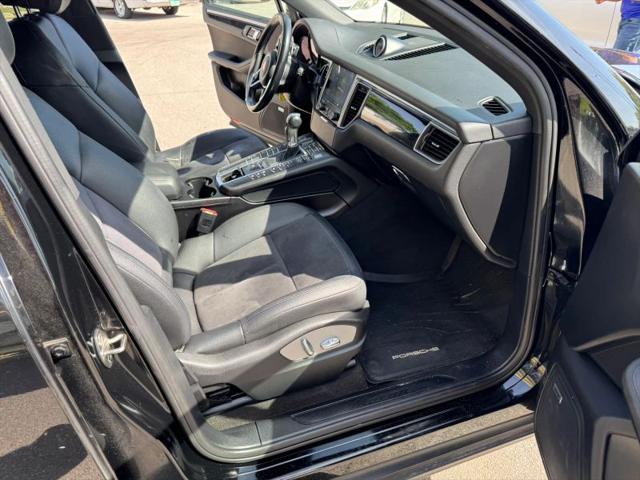 2018 Porsche Macan Sport Edition