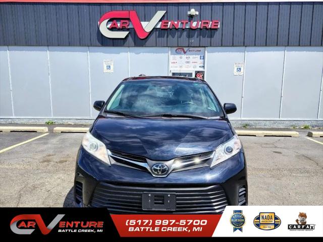 2019 Toyota Sienna LE 8 Passenger for sale in Lansing, MI