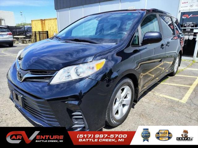 2019 Toyota Sienna LE 8 Passenger