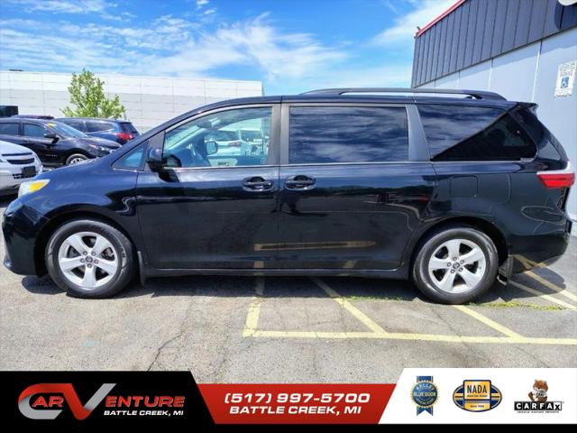 2019 Toyota Sienna LE 8 Passenger
