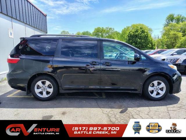 2019 Toyota Sienna LE 8 Passenger