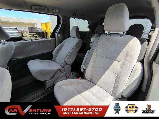 2019 Toyota Sienna LE 8 Passenger