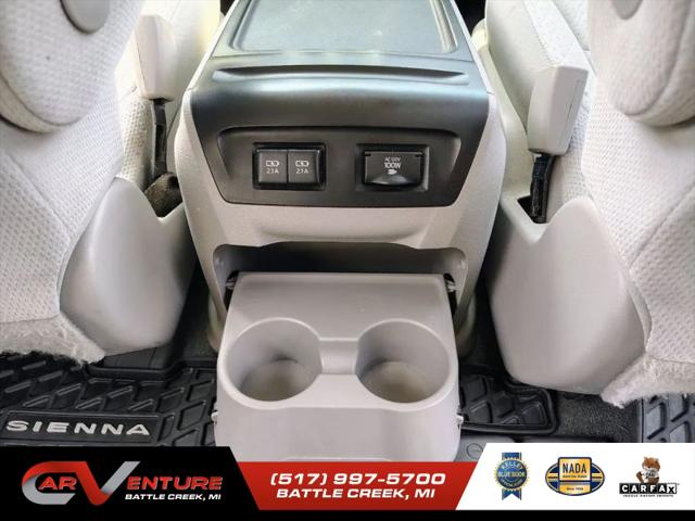 2019 Toyota Sienna LE 8 Passenger