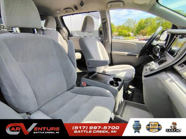 2019 Toyota Sienna LE 8 Passenger