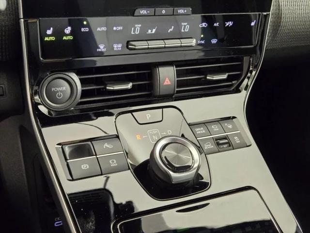 2025 Subaru Solterra Limited
