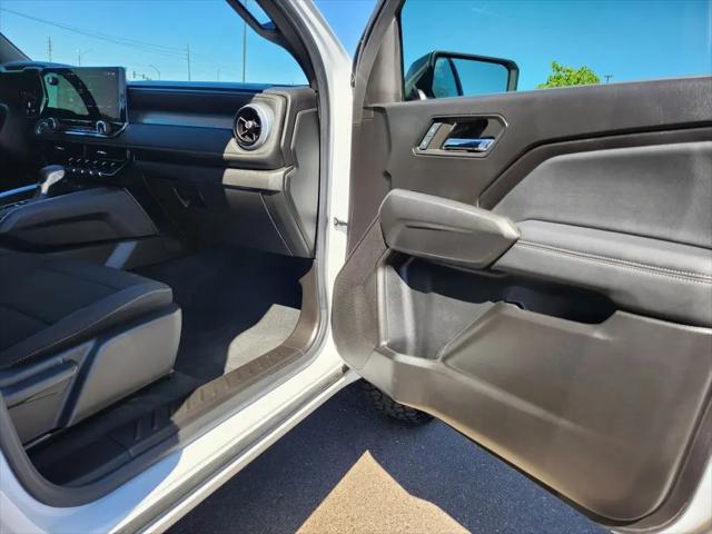2024 Chevrolet Colorado 4WD LT
