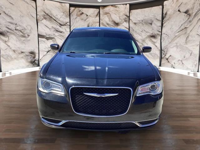 2018 Chrysler 300 Touring