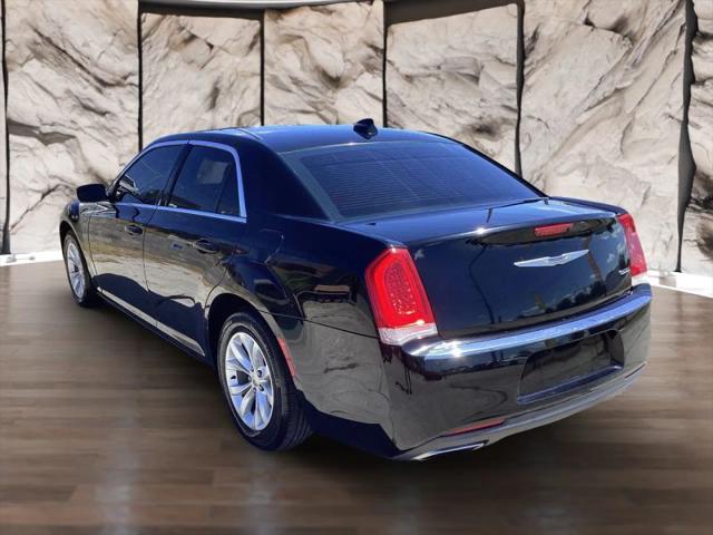 2018 Chrysler 300 Touring