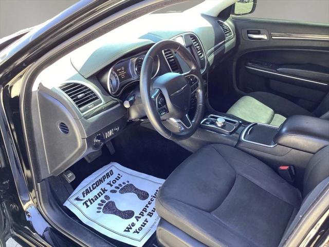 2018 Chrysler 300 Touring