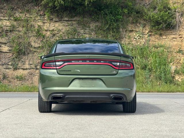 2018 Dodge Charger SXT RWD