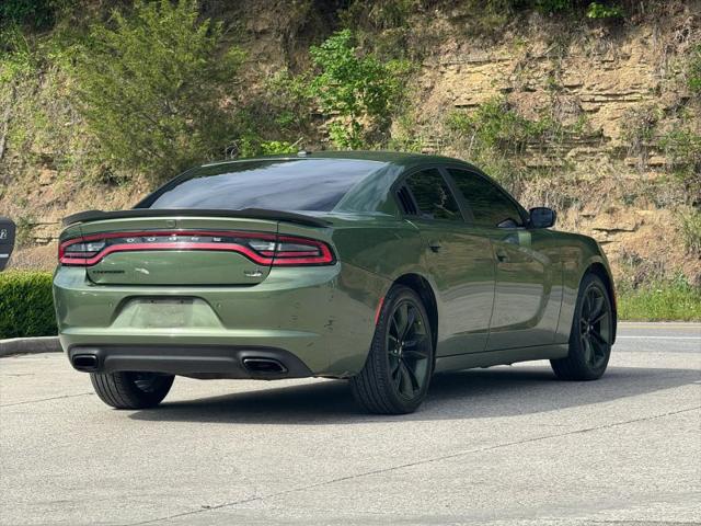 2018 Dodge Charger SXT RWD