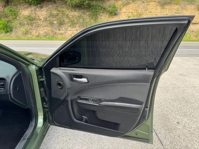 2018 Dodge Charger SXT RWD