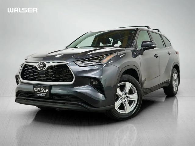 2023 Toyota Highlander LE for sale in Bloomington, MN