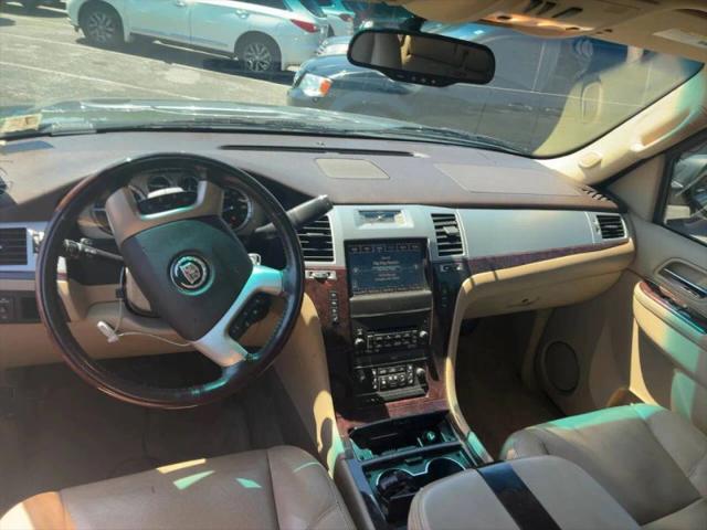 2011 Cadillac Escalade ESV Luxury