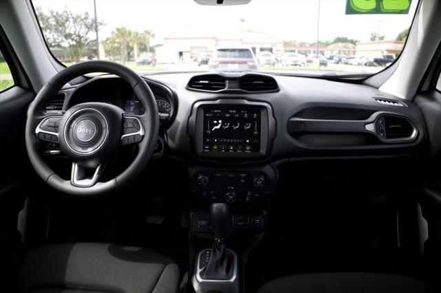 2023 Jeep Renegade Latitude 4x4
