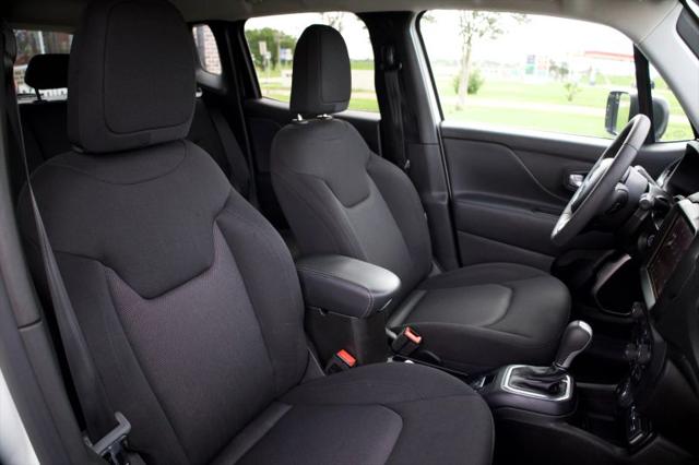 2023 Jeep Renegade Latitude 4x4