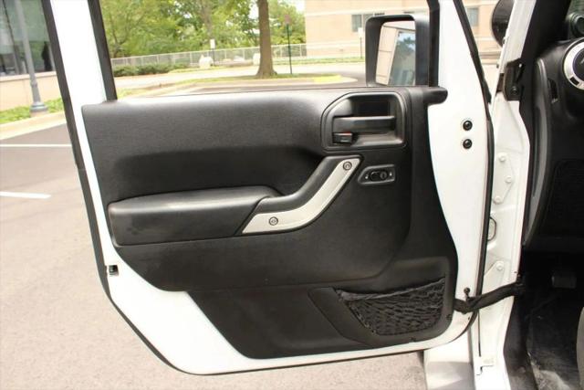2012 Jeep Wrangler Unlimited Sahara