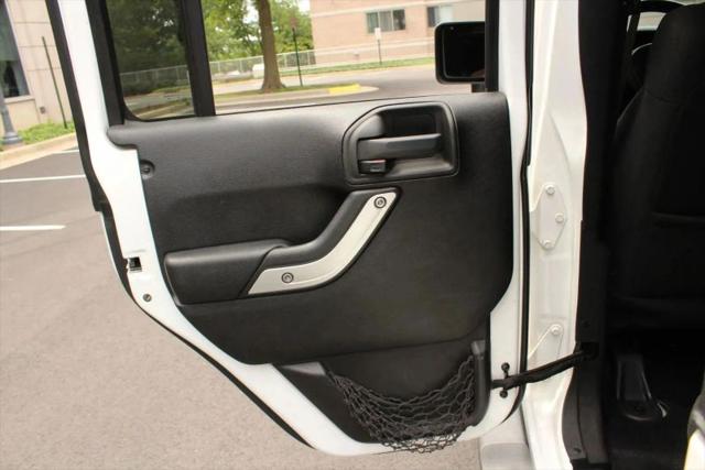 2012 Jeep Wrangler Unlimited Sahara