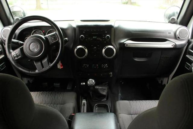 2012 Jeep Wrangler Unlimited Sahara