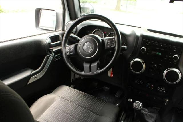 2012 Jeep Wrangler Unlimited Sahara