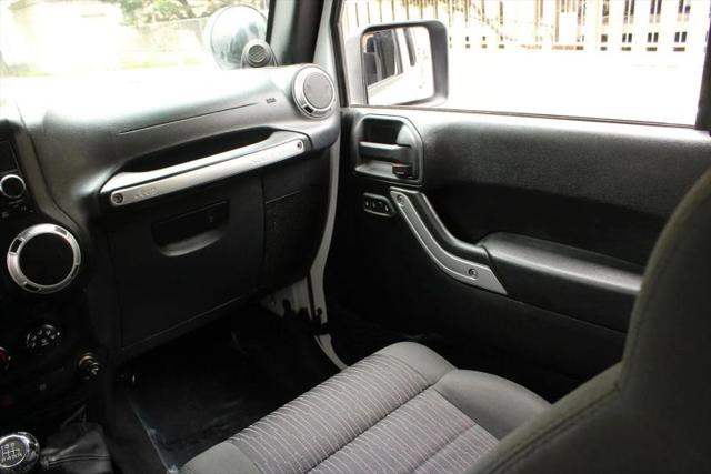 2012 Jeep Wrangler Unlimited Sahara