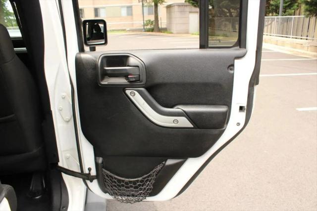 2012 Jeep Wrangler Unlimited Sahara