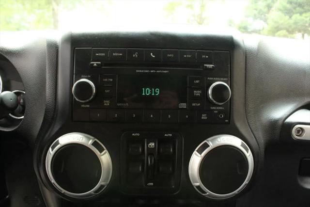 2012 Jeep Wrangler Unlimited Sahara