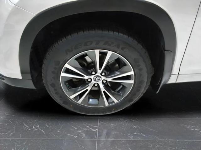 2016 Toyota Highlander XLE V6