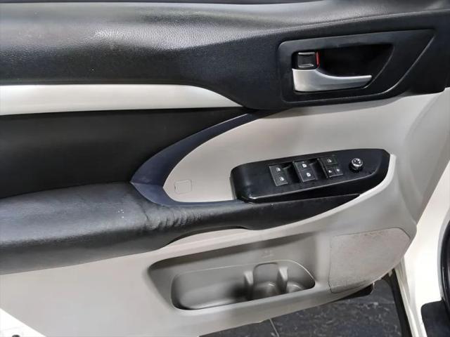 2016 Toyota Highlander XLE V6