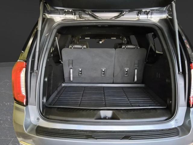 2022 GMC Yukon XL 4WD SLT
