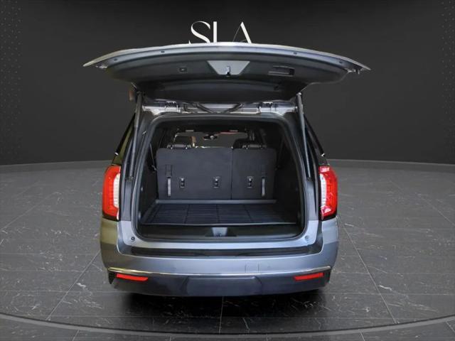 2022 GMC Yukon XL 4WD SLT