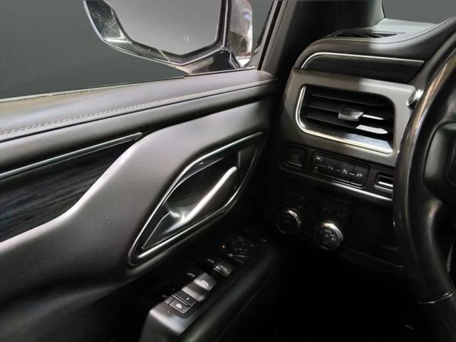 2022 GMC Yukon XL 4WD SLT