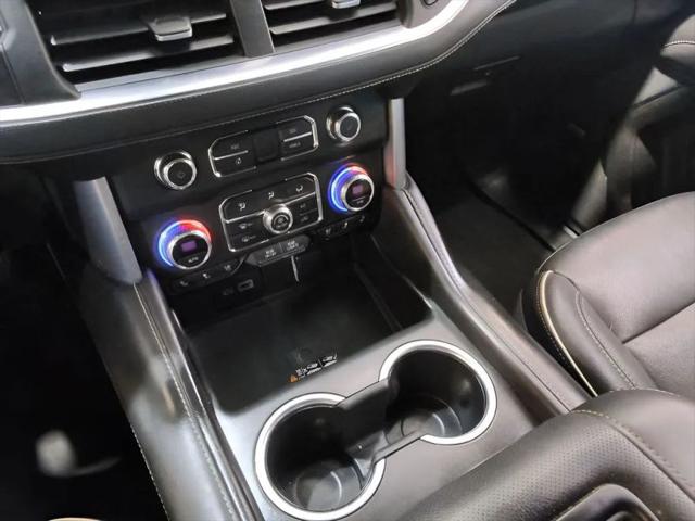 2022 GMC Yukon XL 4WD SLT
