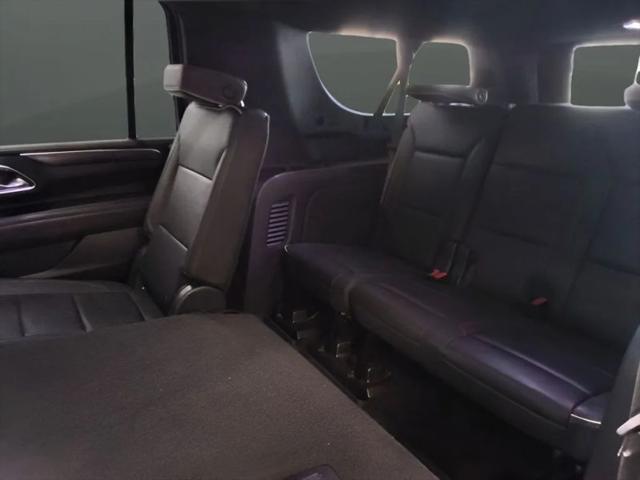 2022 GMC Yukon XL 4WD SLT