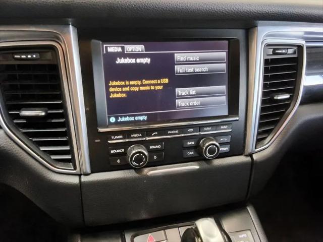 2015 Porsche Macan S