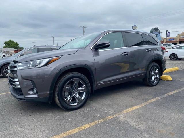 2017 Toyota Highlander Hybrid Limited Platinum