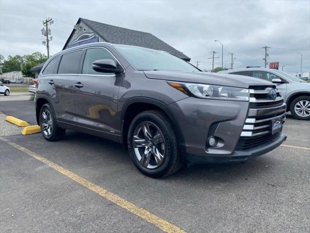 2017 Toyota Highlander Hybrid Limited Platinum