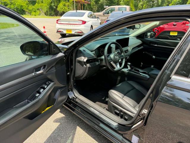 2023 Nissan Altima SL FWD