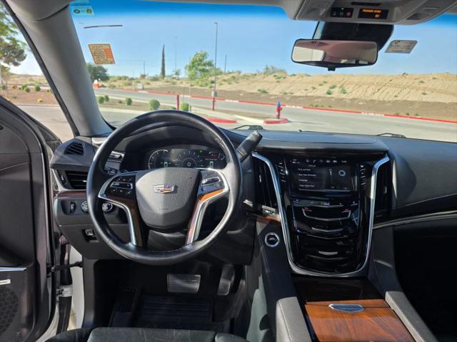 2020 Cadillac Escalade ESV 4WD Premium Luxury
