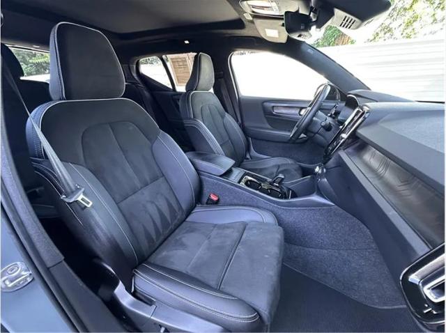 2023 Volvo XC40 Recharge Pure Electric Twin Plus