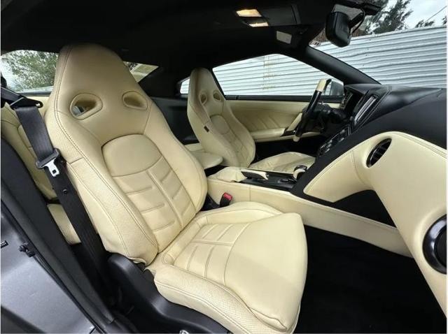 2015 Nissan GT-R Premium