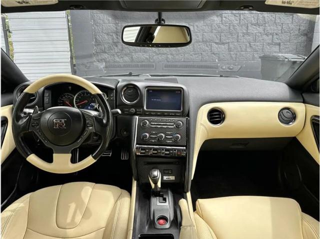 2015 Nissan GT-R Premium