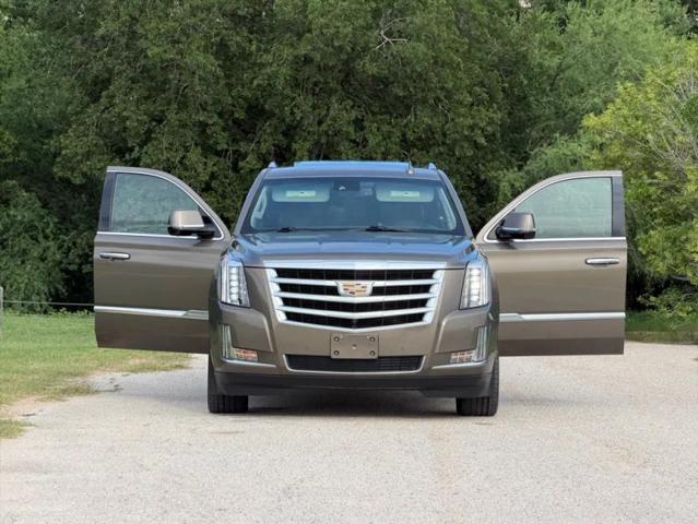 2016 Cadillac Escalade ESV Luxury Collection