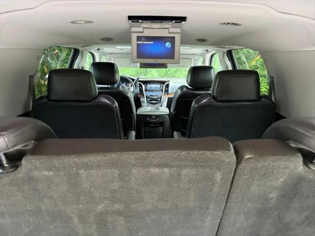 2016 Cadillac Escalade ESV Luxury Collection