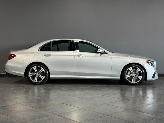 2017 Mercedes-Benz E-CLASS E 300 E 300