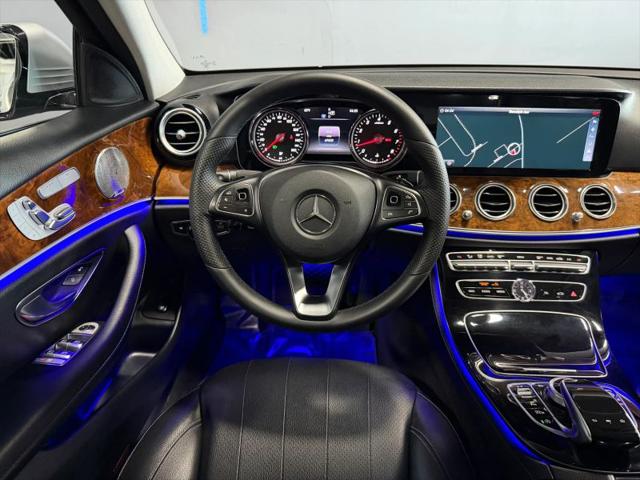 2017 Mercedes-Benz E-CLASS E 300 E 300